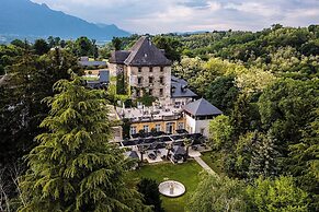 Le Chateau De Candie