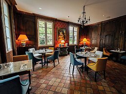 Le Chateau De Candie