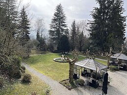 Le Chateau De Candie