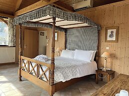 Le Chateau De Candie