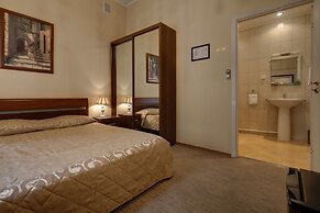 Sonata at Palace Square