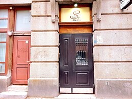 Sonata at Palace Square