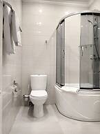 Sonata at Palace Square