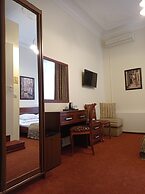 Sonata at Palace Square