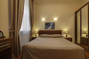 Sonata at Palace Square