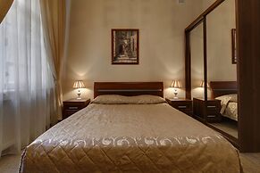 Sonata at Palace Square