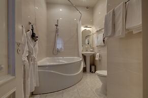 Sonata at Palace Square