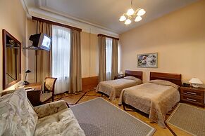 Sonata at Palace Square