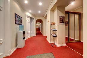 Sonata at Palace Square