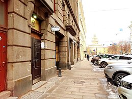 Sonata at Palace Square