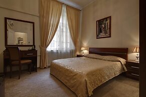 Sonata at Palace Square