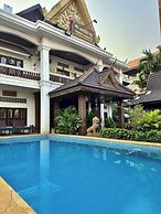 Shining Angkor Boutique Hotel