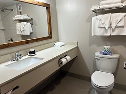 Lodge Of The Ozarks