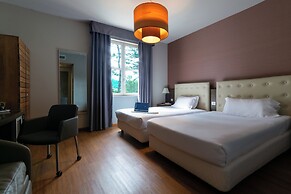 Admiral Park Hotel