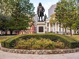 Plaza Suites Downtown New Orleans