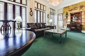 Plaza Suites Downtown New Orleans