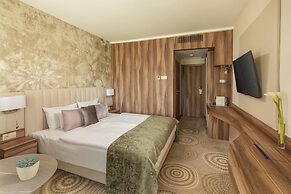 Hotel Carbona Thermal Spa