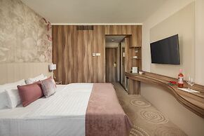 Hotel Carbona Thermal Spa