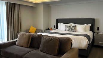 St Isidro Suites Corporate Housing SPA & Wellness Center