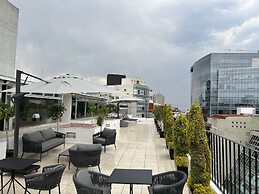 St Isidro Suites Corporate Housing SPA & Wellness Center