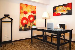 St Isidro Suites Corporate Housing SPA & Wellness Center