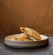 St Isidro Suites Corporate Housing SPA & Wellness Center