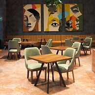 St Isidro Suites Corporate Housing SPA & Wellness Center