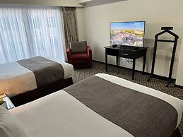 St Isidro Suites Corporate Housing SPA & Wellness Center