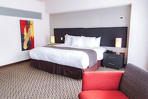 St Isidro Suites Corporate Housing SPA & Wellness Center