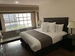 St Isidro Suites Corporate Housing SPA & Wellness Center