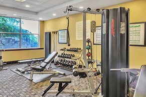 DoubleTree by Hilton Front Royal Blue Ridge Shadows