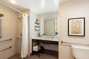 DoubleTree by Hilton Front Royal Blue Ridge Shadows