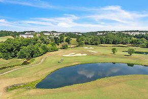 DoubleTree by Hilton Front Royal Blue Ridge Shadows
