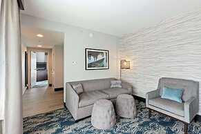 DoubleTree by Hilton Front Royal Blue Ridge Shadows