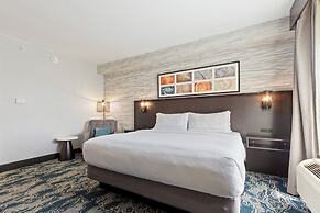 DoubleTree by Hilton Front Royal Blue Ridge Shadows