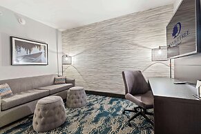 DoubleTree by Hilton Front Royal Blue Ridge Shadows