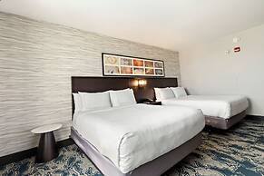 DoubleTree by Hilton Front Royal Blue Ridge Shadows