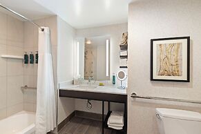 DoubleTree by Hilton Front Royal Blue Ridge Shadows