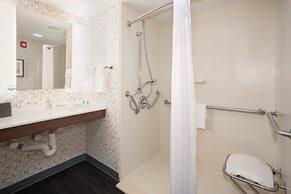 Holiday Inn Winchester Se-Historic Gateway by IHG