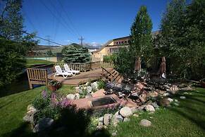 Swan Mountain Resort