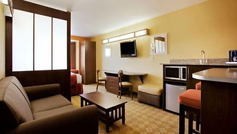 Microtel Inn and Suites by Wyndham Rawlins