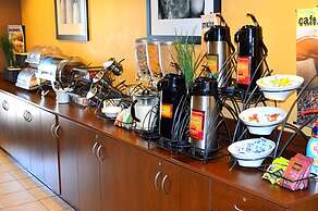 Microtel Inn and Suites by Wyndham Rawlins