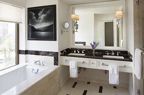 Waldorf Astoria Atlanta Buckhead