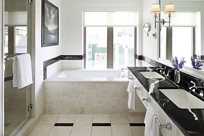 Waldorf Astoria Atlanta Buckhead