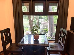 Baan Hin Sai Resort & Spa