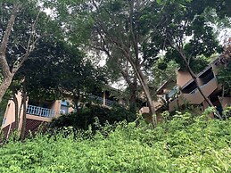 Baan Hin Sai Resort & Spa