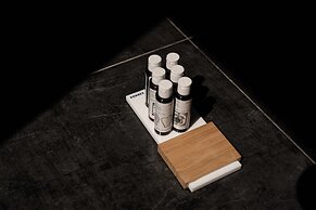 La Roka, Cliffside Memories