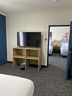 Spark by Hilton Yucca Valley Joshua Tree