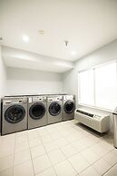 Spark by Hilton Yucca Valley Joshua Tree