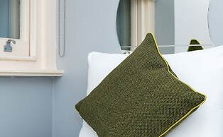 Hyde Park Executive Apartments